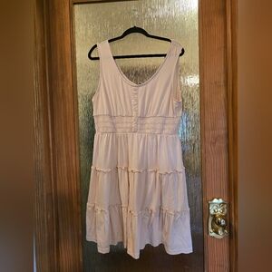 Chic Sleeveless Cream Midi Dress